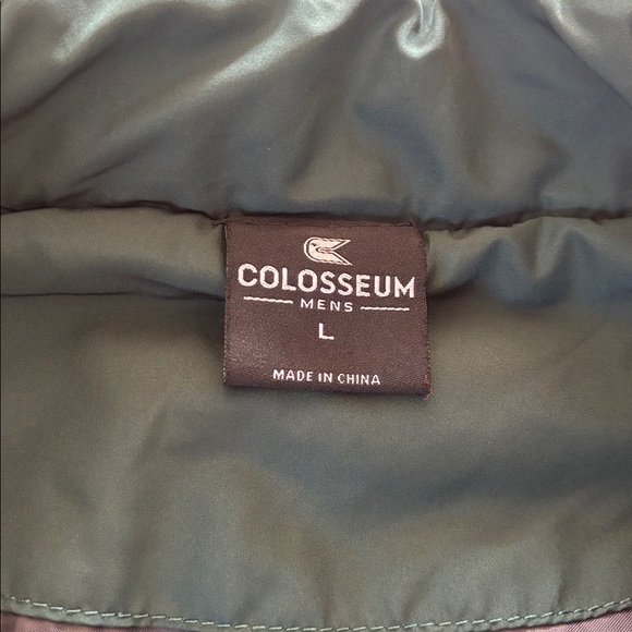 Colosseum Michigan State Men’s Gray & Green Quilted Vest – Size Large – NWOT - Picture 4 of 5